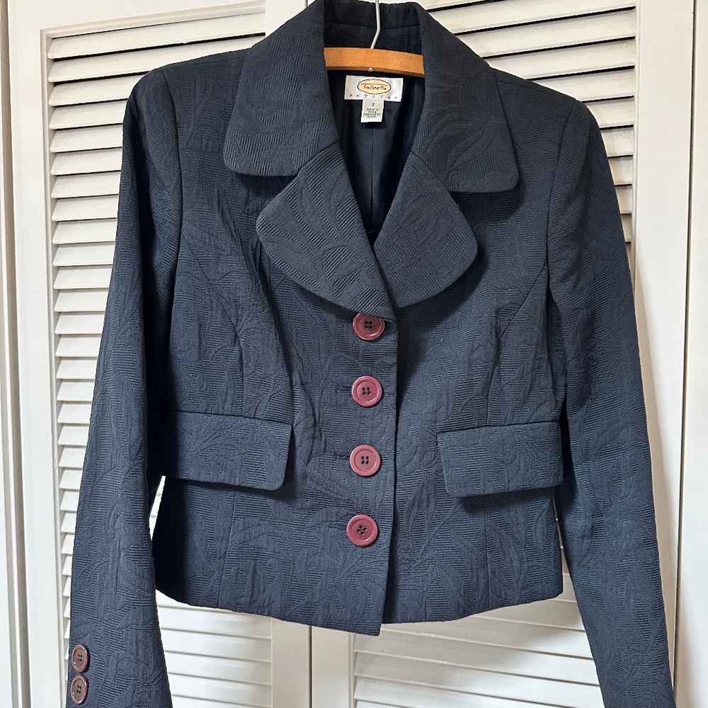 Talbots Petites Navy Blue Textured Short Jacket Fully Lined Size 2 Runs Larger